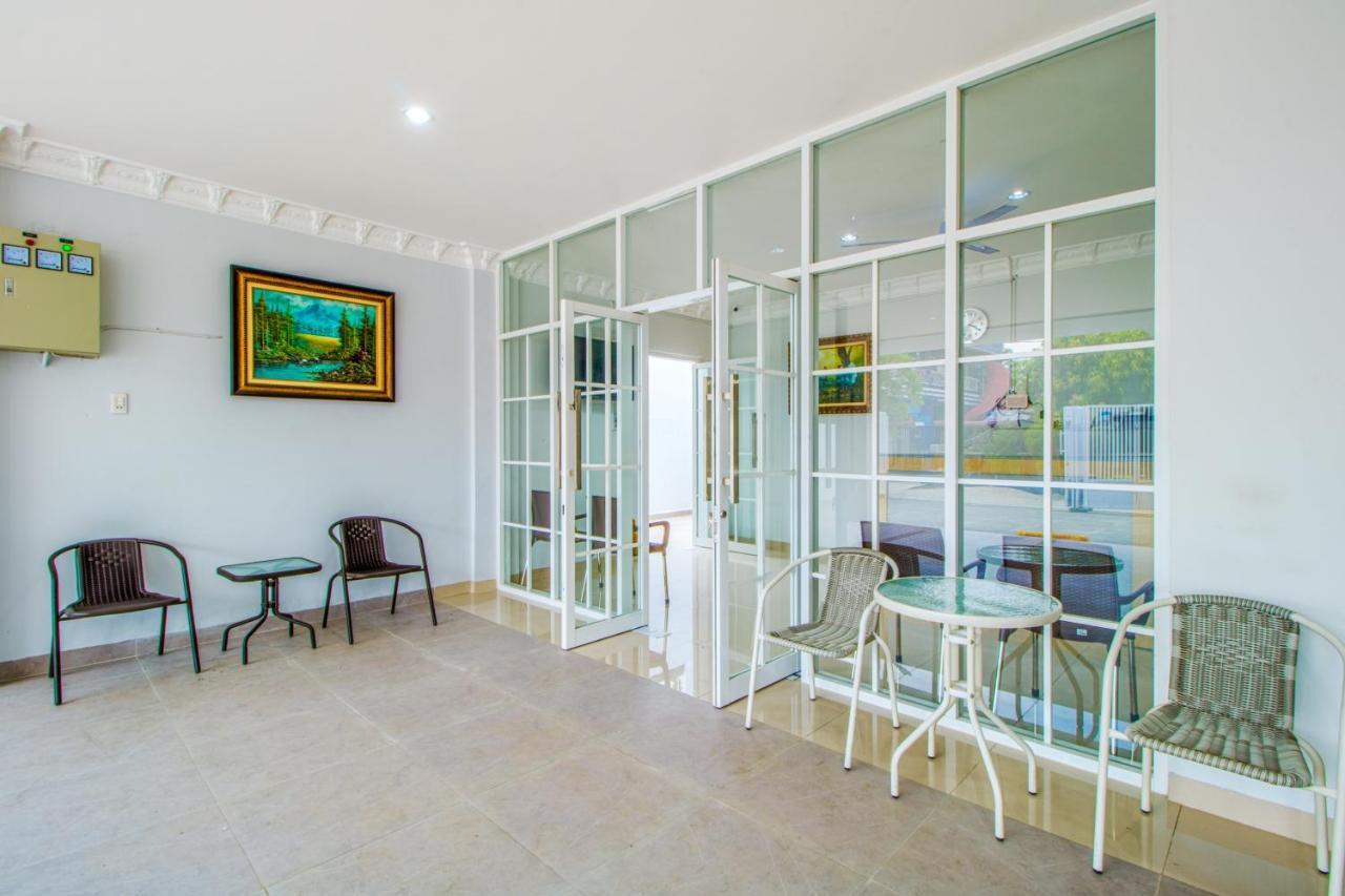 Emerald Residence Medan Exterior photo