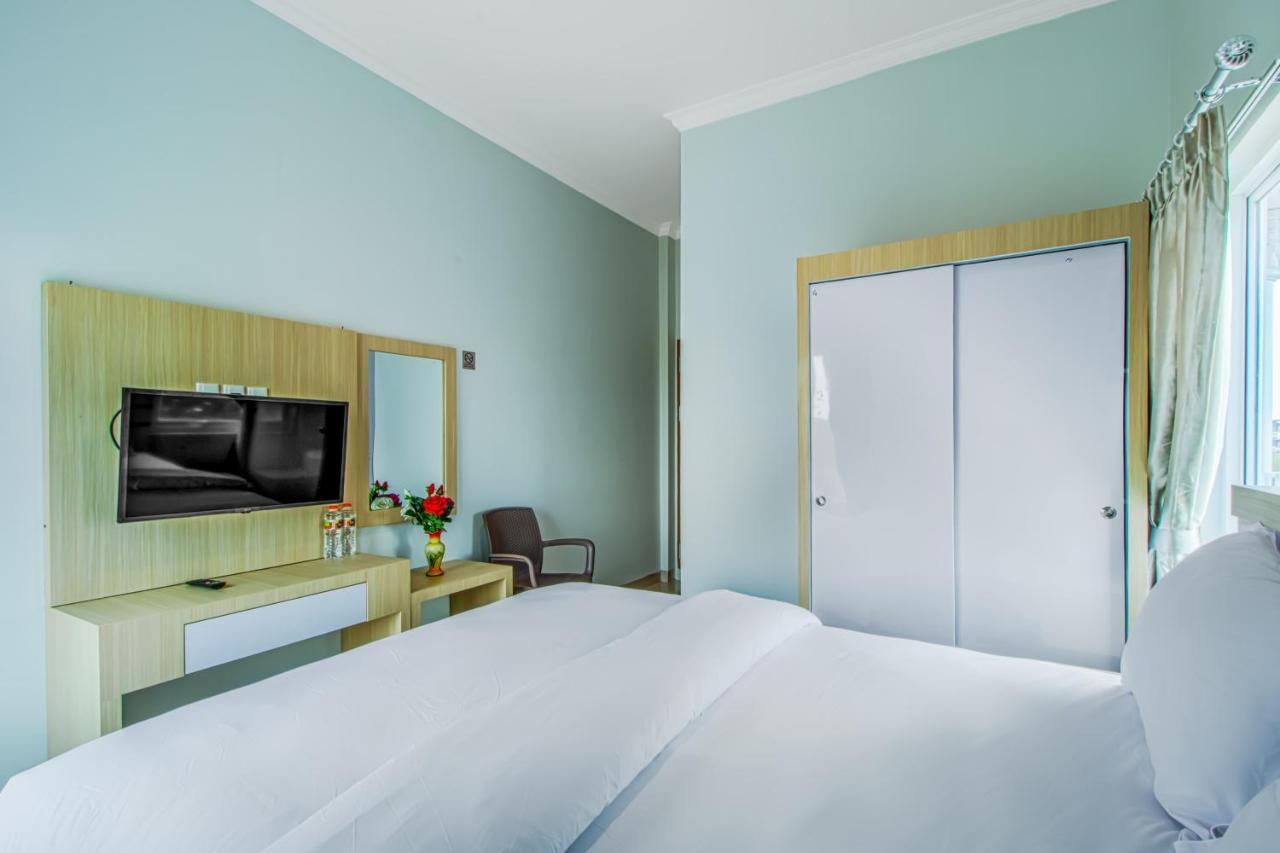 Emerald Residence Medan Exterior photo